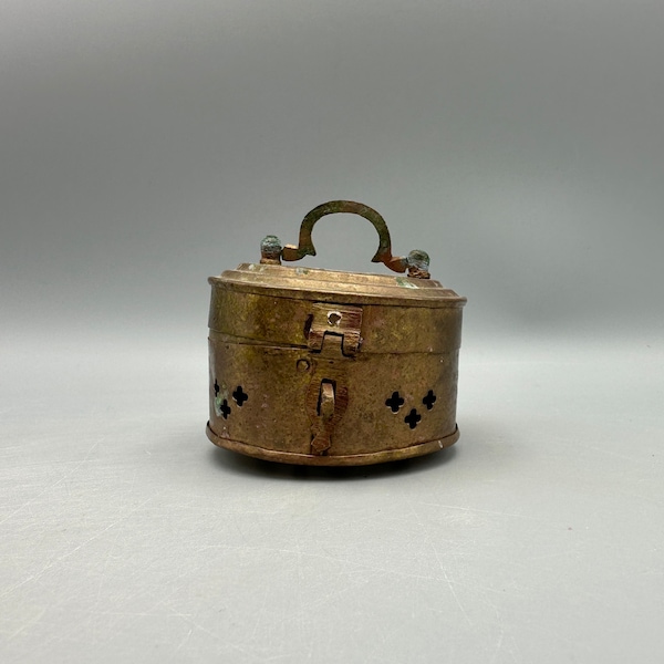 Miniature Brass Box, Potpourri Box, Incense Box, Cricket Box, Vintage Brass Decor (Bent and With Green Patina issues)