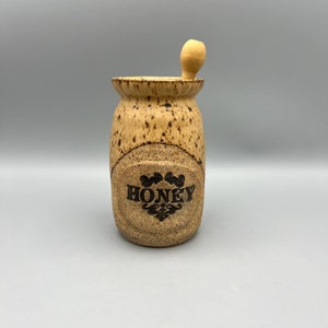 Vintage Ceramic Honey Pot with lid and wooden dipper