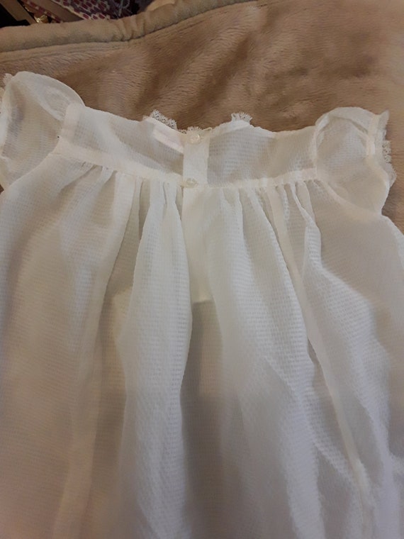 Pretty Rob Roy 1950s bri-nylon white childs gown … - image 3