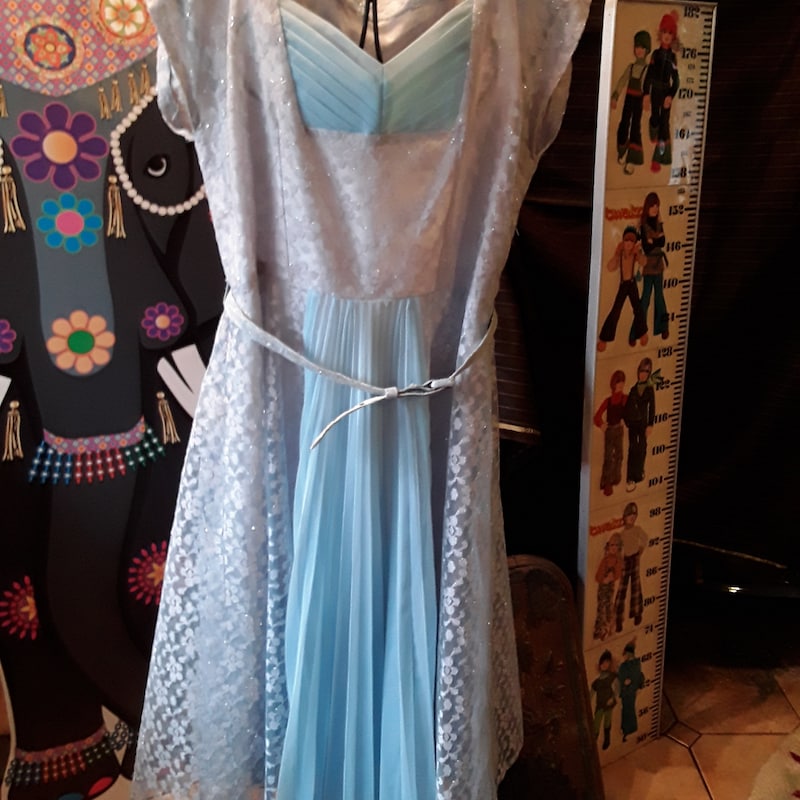 Powder dress main image 0