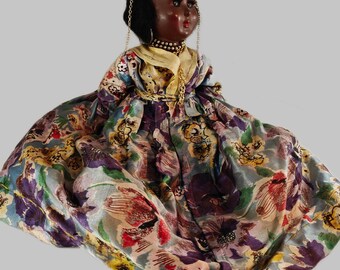 Gege Martinique mid century doll with moving arms and legs.