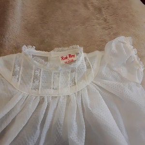 Pretty Rob Roy 1950s bri-nylon white childs gown dress