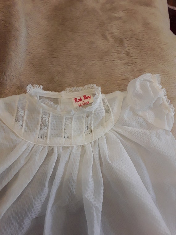 Pretty Rob Roy 1950s bri-nylon white childs gown … - image 2