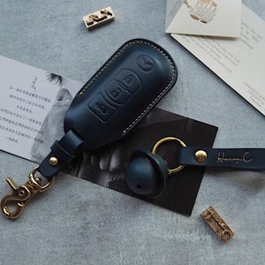 Handmade Leather Mazda Car key Case.Leather Car Key Fob cover,Remote Key Case,Car Keychain,Smart Key Leather Case.gift,personalized