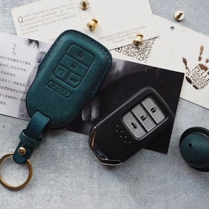 Handmade Leather Honda Car key Case.Leather Car Key Fob cover,Remote Key Case,Car Keychain,Smart Key Leather Case.gift,customized