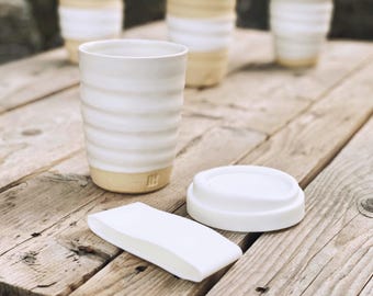 Pokrywka i rękaw - Kubek podróżny - Ręcznie robiona ceramika Farmhouse