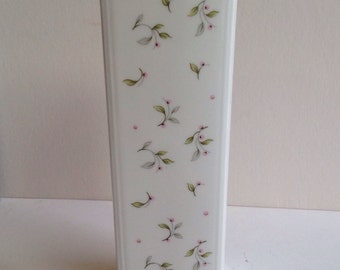 Coalport vase fine bone china