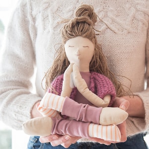 Stoffpuppe Schnittmuster PDF, 58 cm Yoga Stoffpuppe, Digital Download