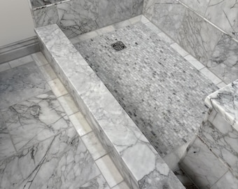 Italienischer Calacatta Carrara Marmor Türsattel, Schwelle, Duschkante, Marmor-Übergangsstück poliert