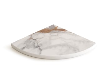 Calacatta Gold Engineered Stone Eckregal Poliert 23 cm