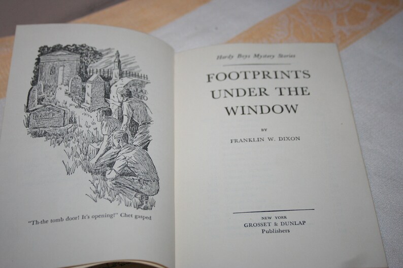The Hardy Boys Footprints Under the Window 1965 Hardy Boys Etsy