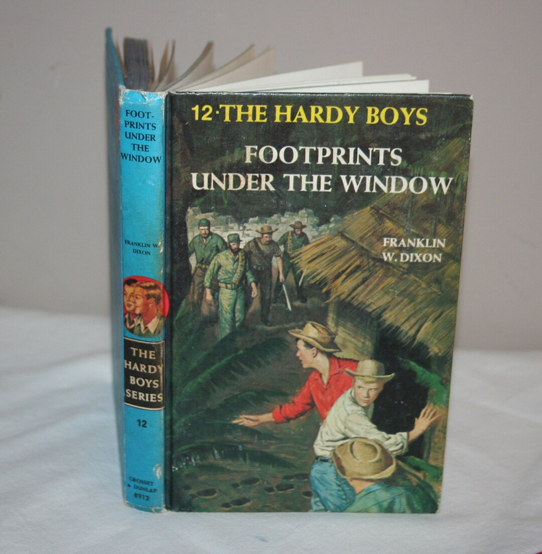 The Hardy Boys, Footprints Under the Window, 1965 Hardy Boys Mystery