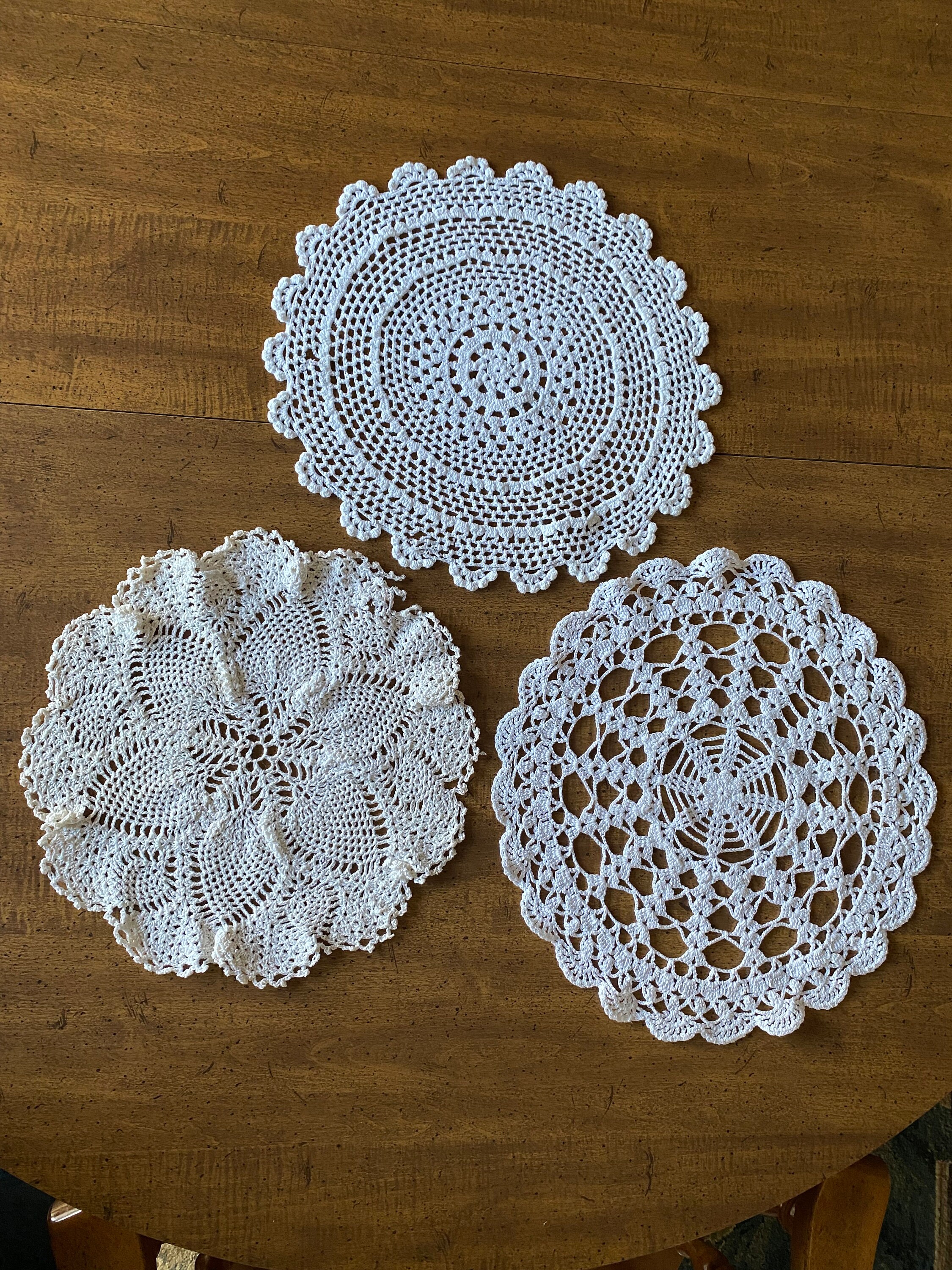 Victorian White Hand Crochet Lace Doily/Centerpiece~15" Round~Wedding/Tea Party~ 