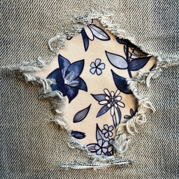 Alpine Flora Ivory/Blau STRETCH Stoff Peek-a-Boo Denim Patches Super Strong Patches, Knie patches, Deko Patches