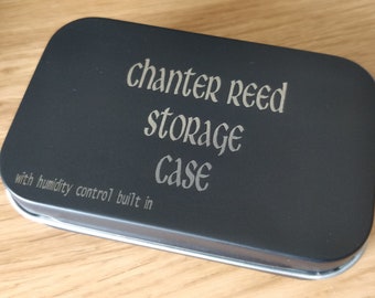 Highland Bagpipe chanter reed storage box with a Humidity Pack