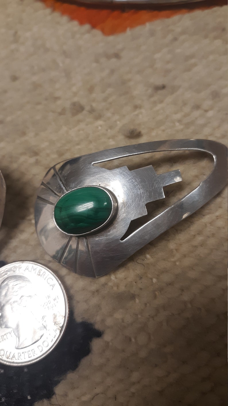 2 Vintage 1980s Sterling silver Malachite post earrings unsigned image 3