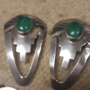 2 Vintage 1980s Sterling silver Malachite post earrings unsigned image 6