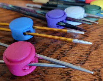 Knitting Needle Stoppers - Bag of 4 assorted color plastic knitting needle stoppers