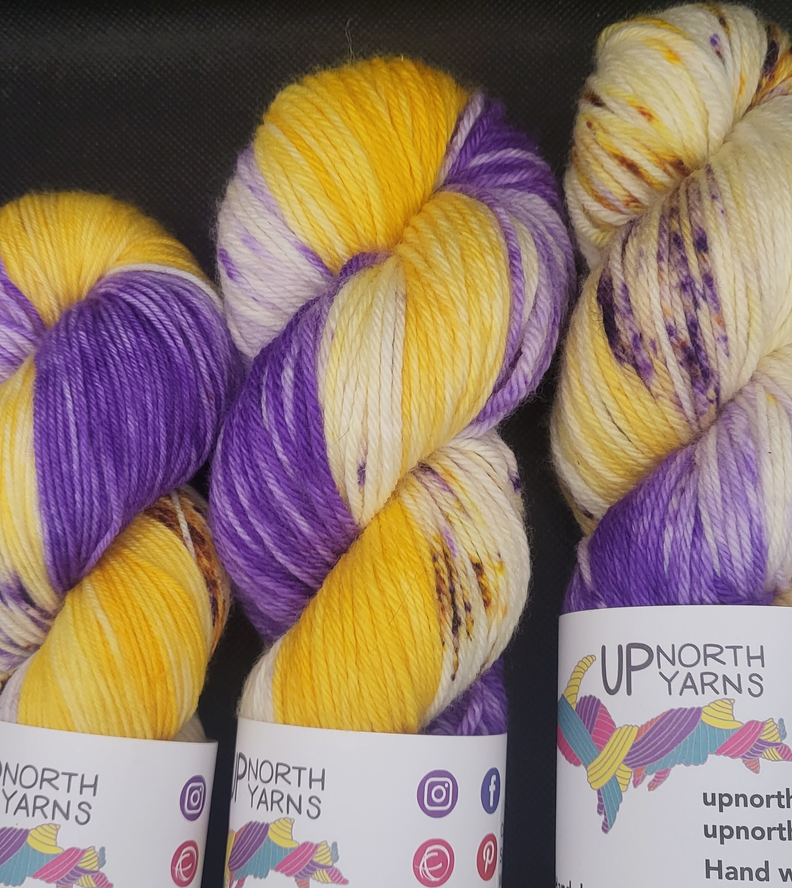 激レア　アンティーク グレインサック パープル　イエロー　麻袋　穀物袋　紫　黄色 Hand Dyed Yarn: the Vikings - Gold and Purple Speckled Merino Wool