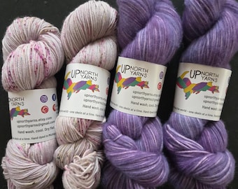 Calcetines de hilo teñido a mano - Sueños de Lavanda Fingering, BFL, Chainette Worsted Cotton/Merino