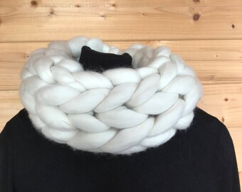 Olannmor soft merino cowl
