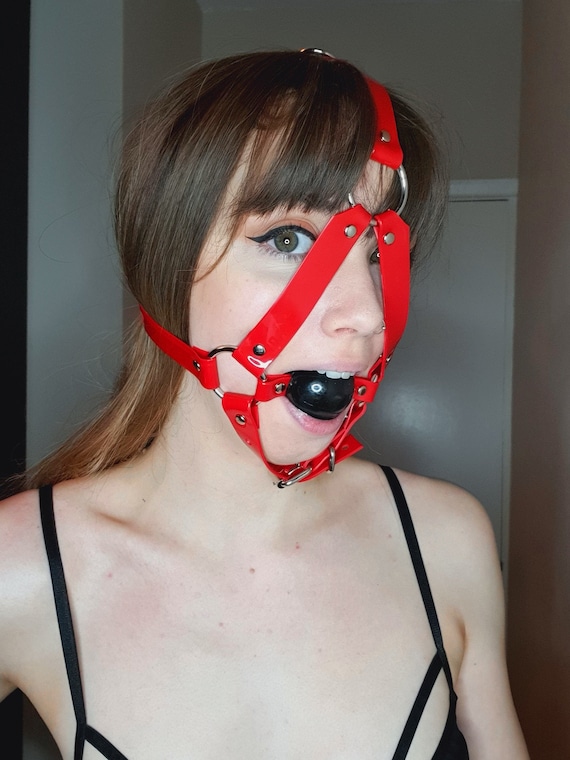 Harness Ballgag Typ 1 Mit Rotem Pvc Armband Abschliessbar Etsy