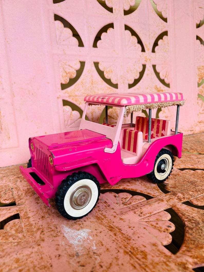 Vintage Tonka Hot Pink Surrey Jeep Blue Hawaii Elvis Presley 1960 image 1