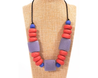Collar llamativo de cuentas ghanesas, joyería afro bohemia, regalo colorido hecho a mano con cuentas, para ella.