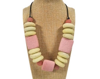 Collar llamativo de cuentas, joyería gruesa de cuentas, cuentas de vidrio reciclado de Ghana
