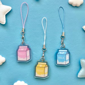 Llavero con forma de cartón de leche kawaii para teléfono