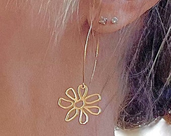 Gold Flower Dangle Earrings 14 Kt. Gold Filled Wires Nature Jewelry Minimalist Wild Flower Design Boho Handmade Gift Trendy Everyday Fashion