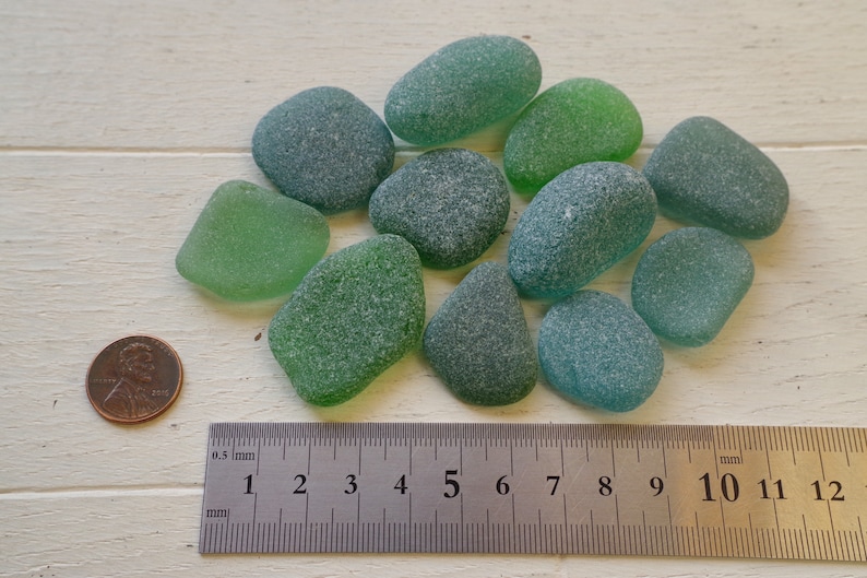 RARE Green Color Seaglass Almost Good Quality /& Normal Middle and Big Size 100\uff05 Natural \uff06 Genuine and Surf-tumbled a lot
