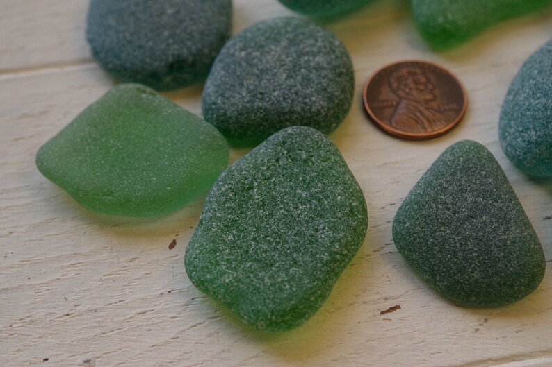RARE Green Color Seaglass Almost Good Quality /& Normal Middle and Big Size 100\uff05 Natural \uff06 Genuine and Surf-tumbled a lot