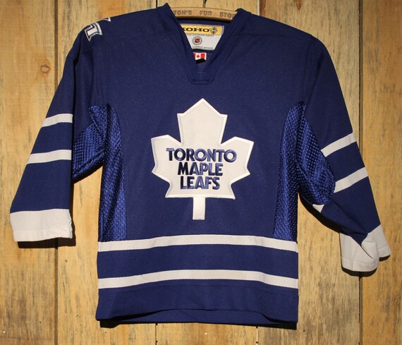 vintage toronto maple leafs jersey