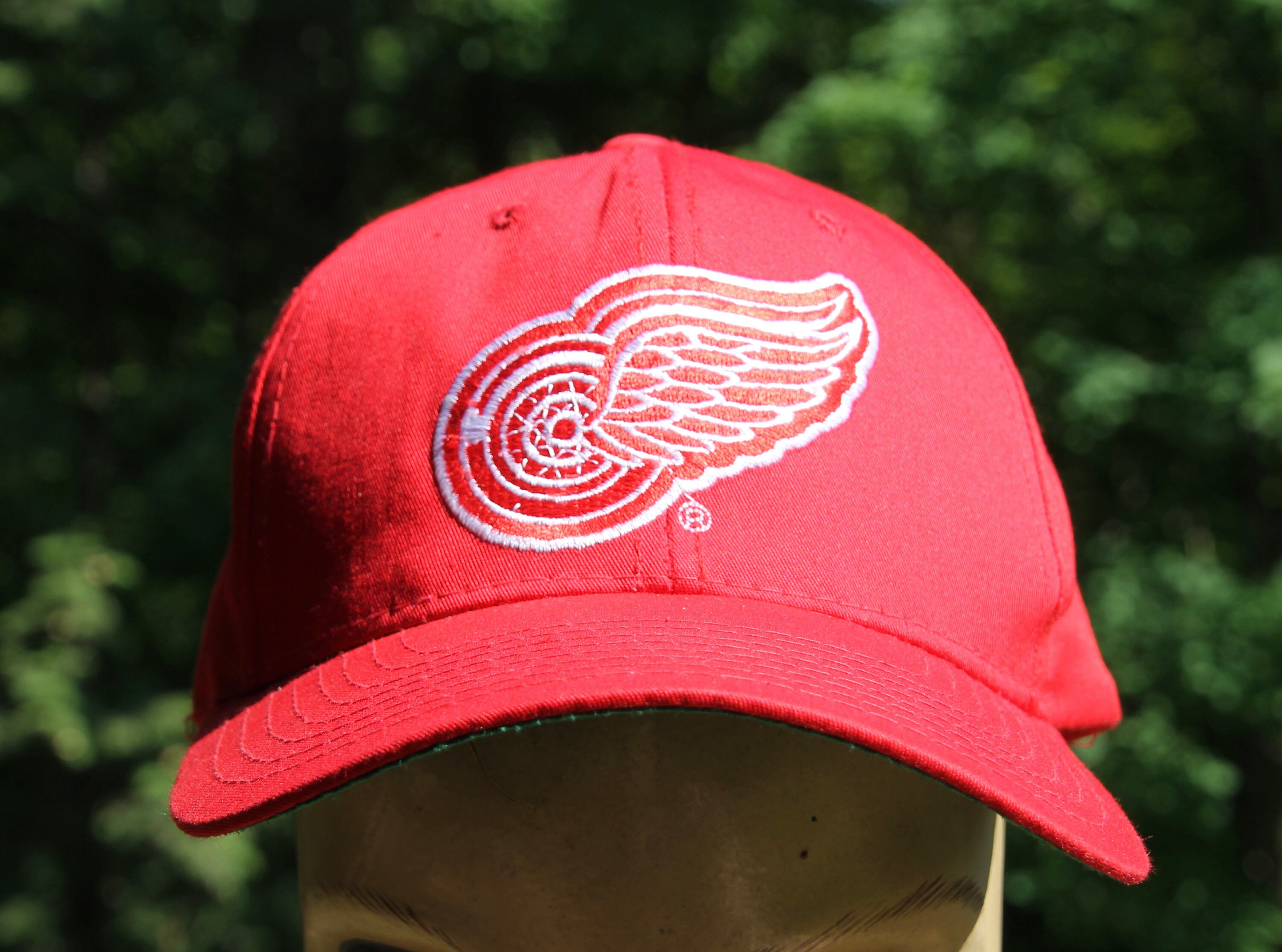 with Love Snapback Vntg Detroit Red Wings