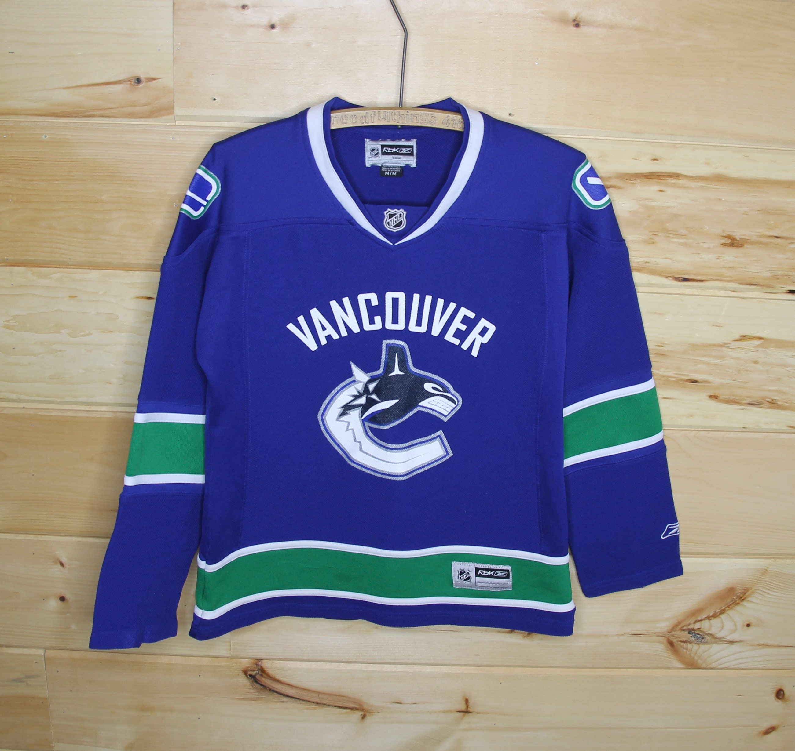 CCM Vintage Vancouver Canucks NHL Hockey Jersey Adult S Blue Canada Sewn blank