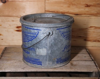 Vintage Fenwick Woodstream Metal Minnow Bucket - Fishing Bait Pail Cottage  Advertising Home Decor