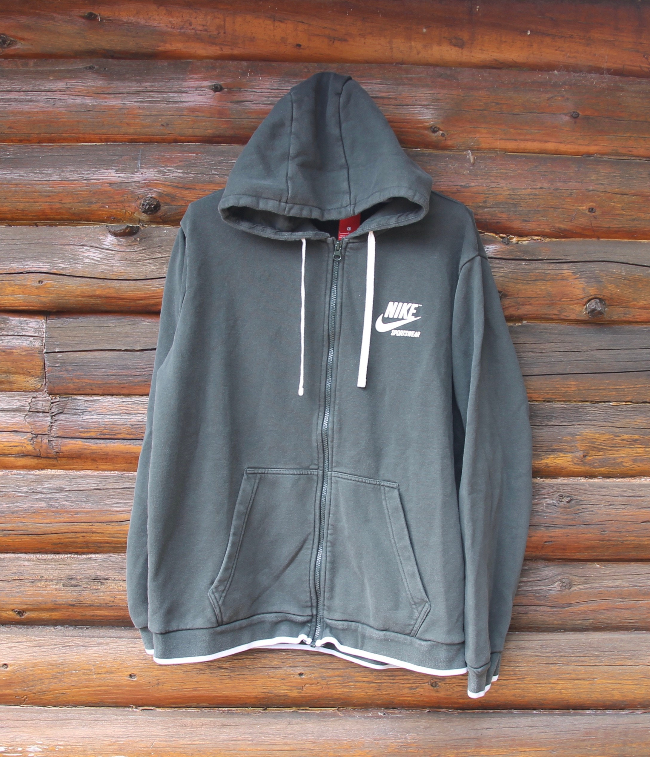 forest green nike sweatshirt