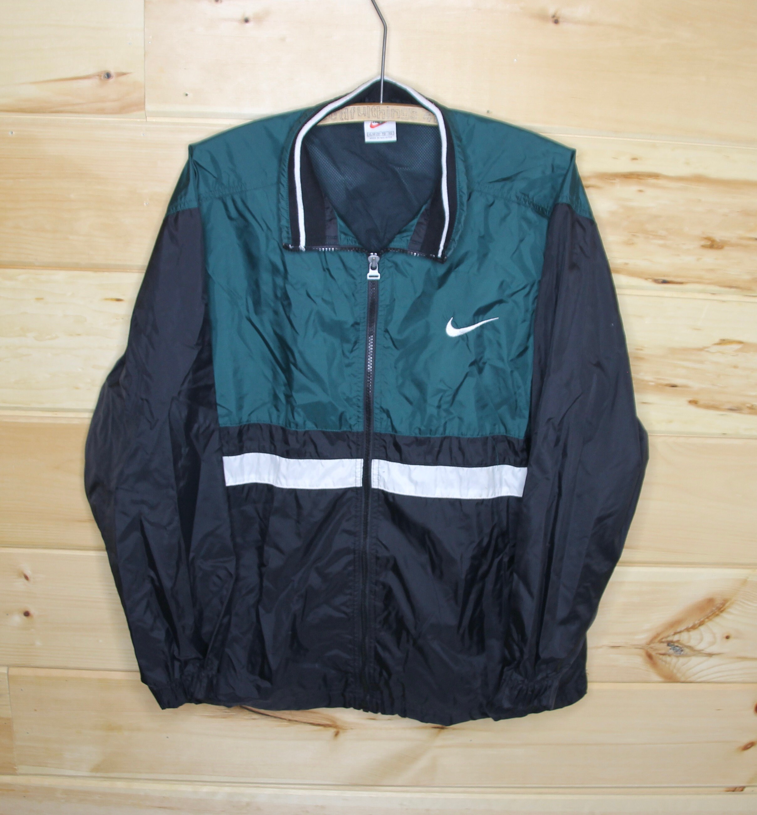 Perch Decoration Applied Nike Windbreaker Black and White - Etsy