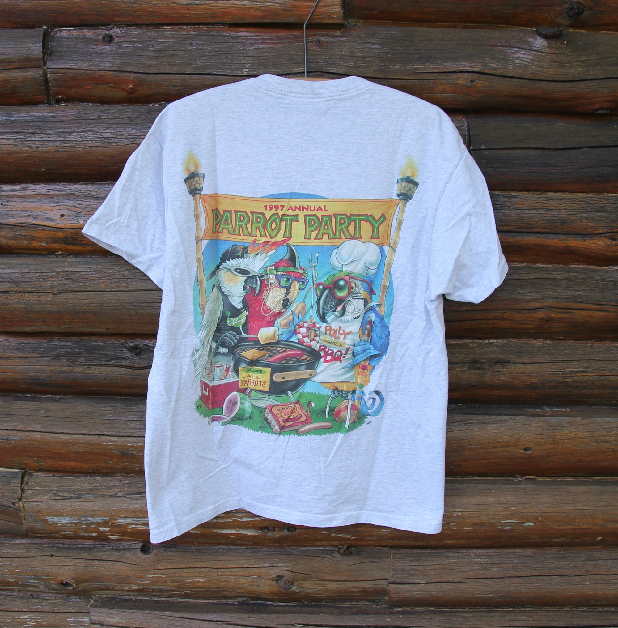 Discover Vintage 1997 Parrot Party Caribbean Soul T-Shirt