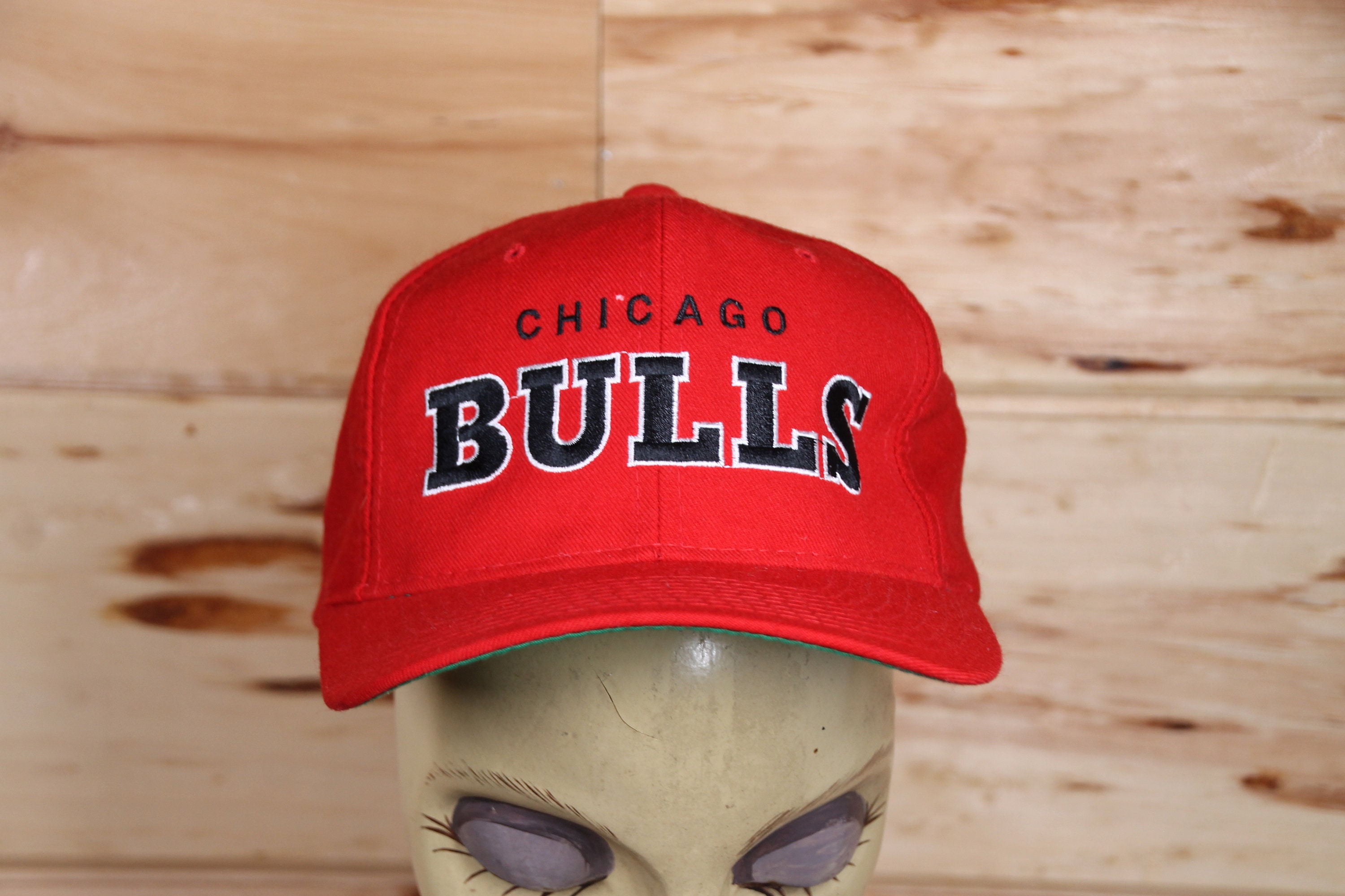 Chicago Bulls Hat Black Gold 1997 NBA Champs DS Snapback Mitchell Ness