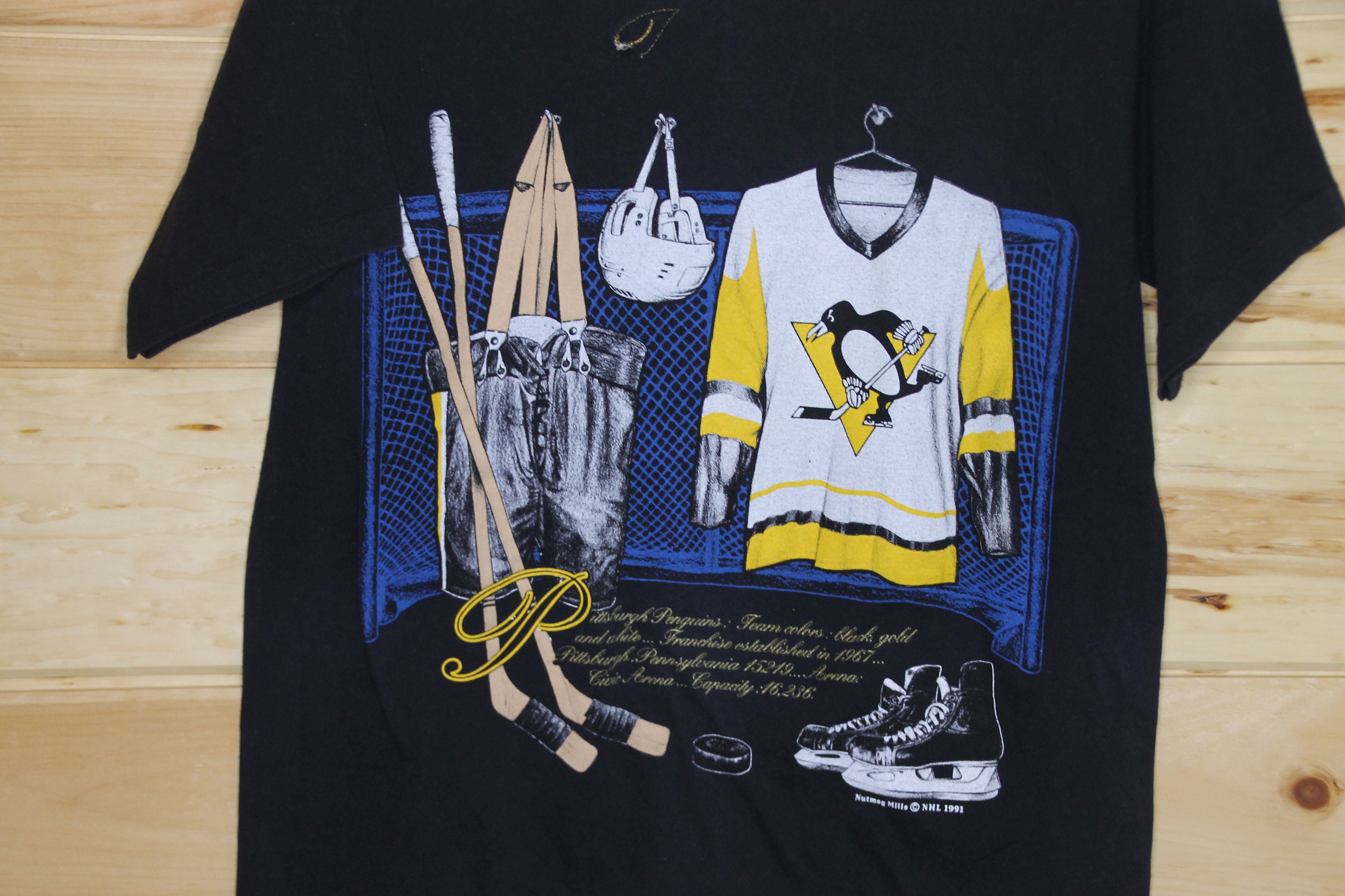 USED BLACK PITTSBURGH PENGUINS LONG SLEEVE T-SHIRT SIZE XXL