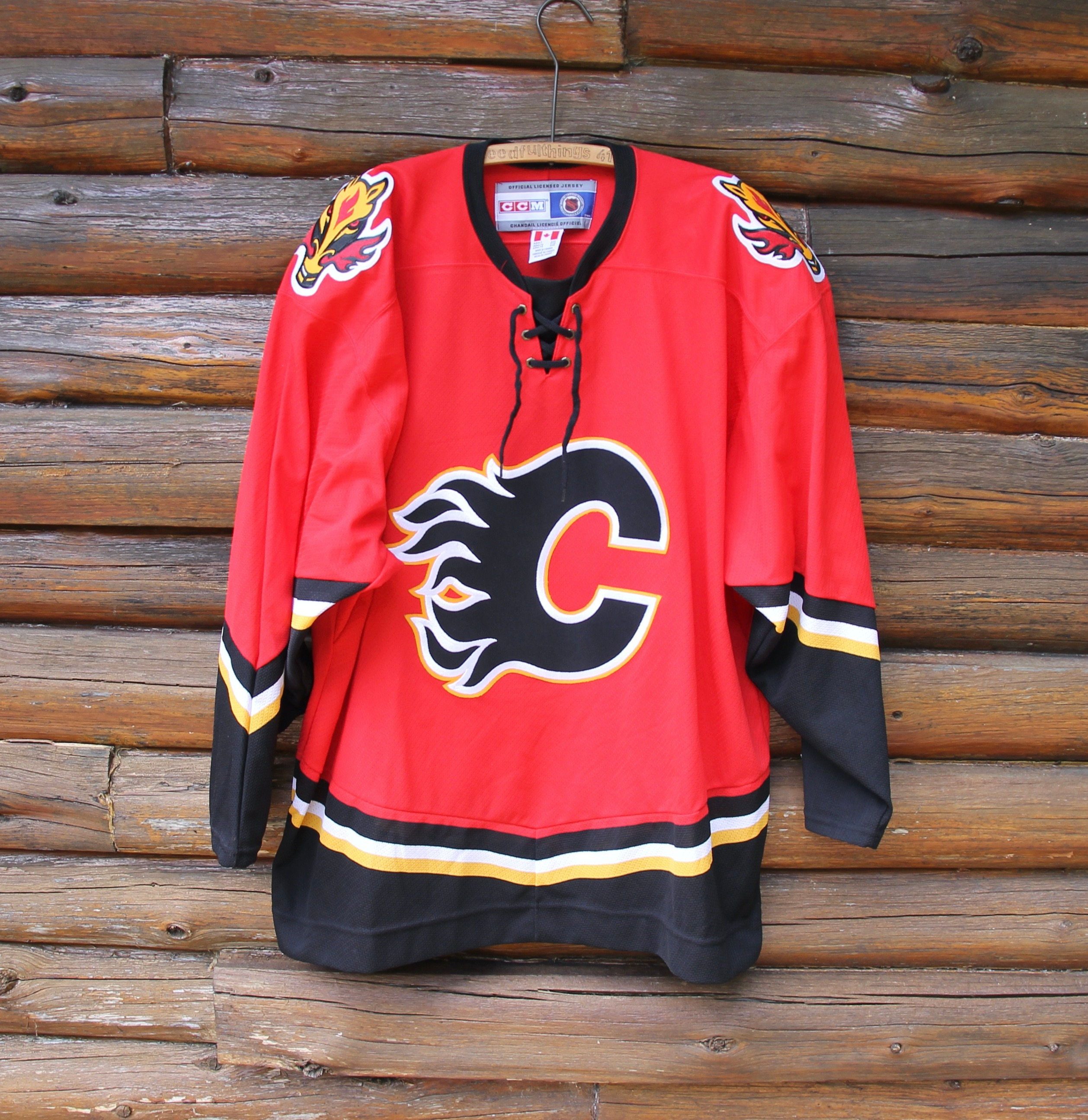 Officially Licensed 2023/24 Calgary Flames Kits, Shirts, Jerseys, & Tops