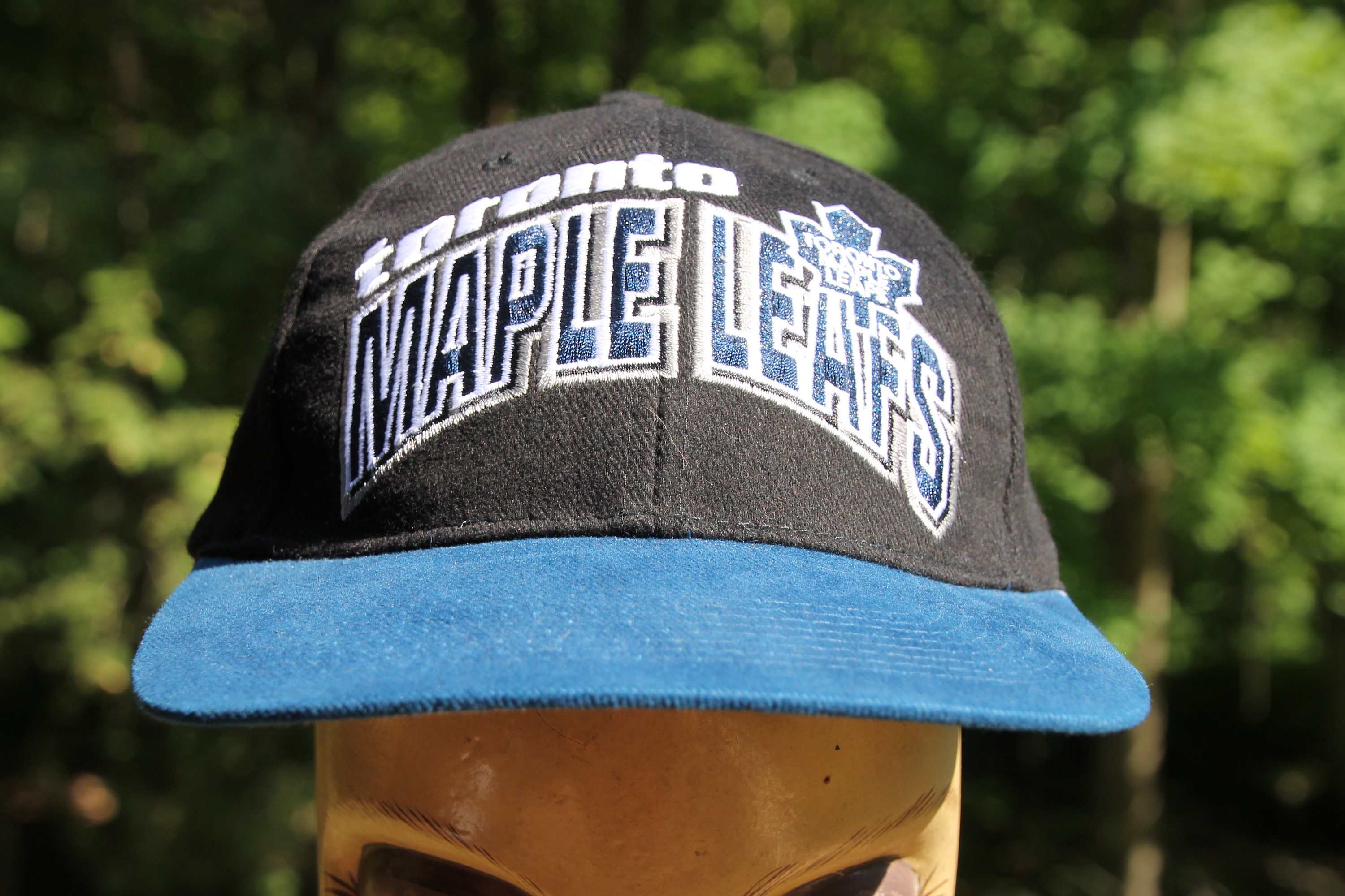 Anyone know where to get an IBL Toronto Maple Leafs hat? : r/Torontobluejays
