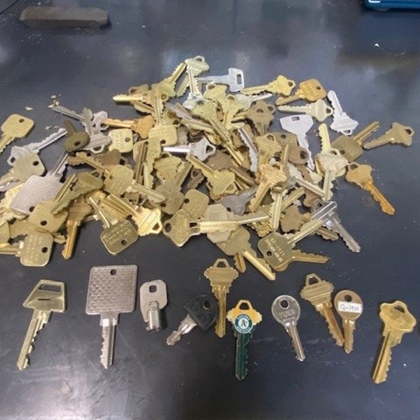 Precut old used keys. All types small to large. Schlage, Primus, Medeco, Sargent