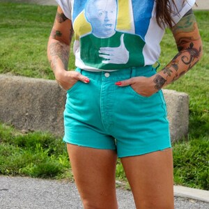 25W Vintage Denim High-Waist Shorts