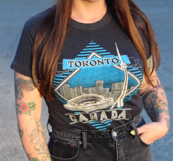 1970s canada tshirt vintage - Gem