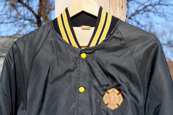 80s Classic Nylon Bomber Jacket | Vintage Varsity… - image 2