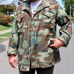 Vintage Lined Camo Army Field Jacket | Medium Army Issue Camouflage Coat