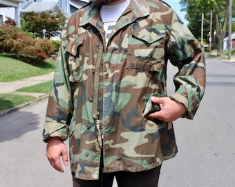 Vintage Lined Camo Army Field Jacket | Medium Army Issue Camouflage Coat